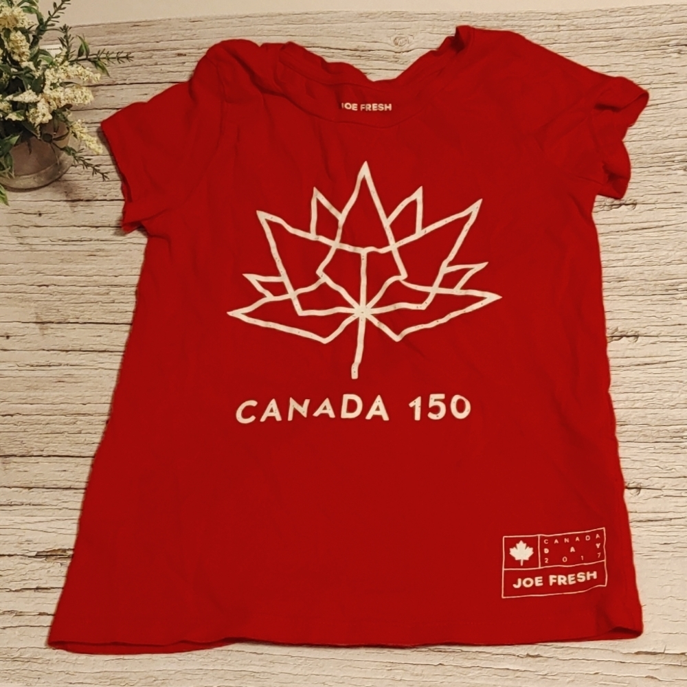 JOE Fresh Canada Anniversary maple leaf red shirt short sleeves kids size 7